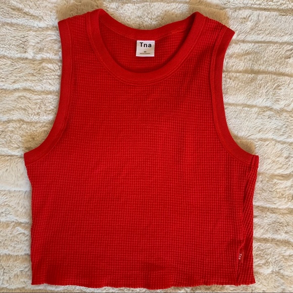 Aritzia Tank top - Picture 1 of 2